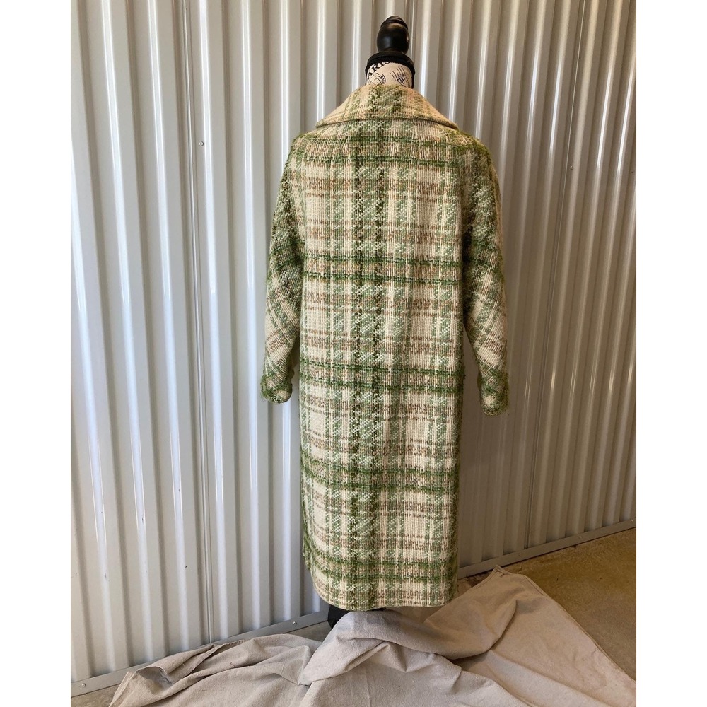 Winter Wool Coat Early 1960s Plaid Boucle - Picture 2 of 10